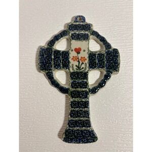 Boleslawiec Polish Pottery Celtic Wall Cross Handmade in Poland W.O-184 S0109